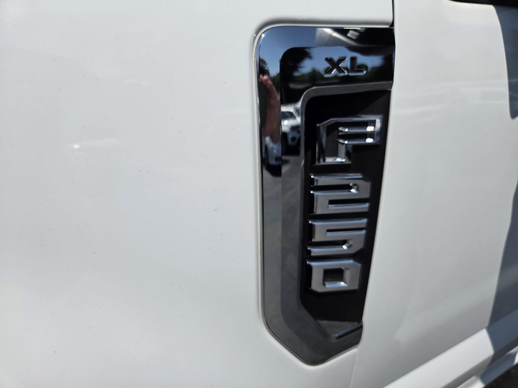 2017 Ford F-250 Image 19