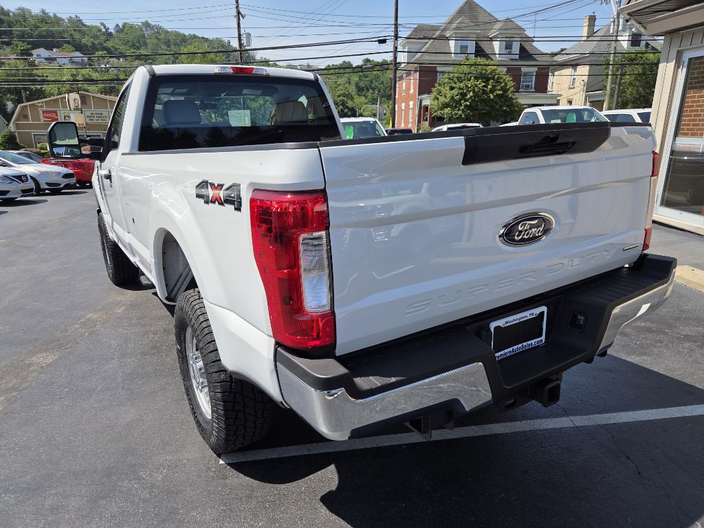 2017 Ford F-250 Image 4
