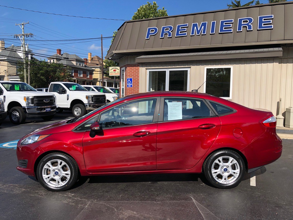 2016 Ford Fiesta Image 2