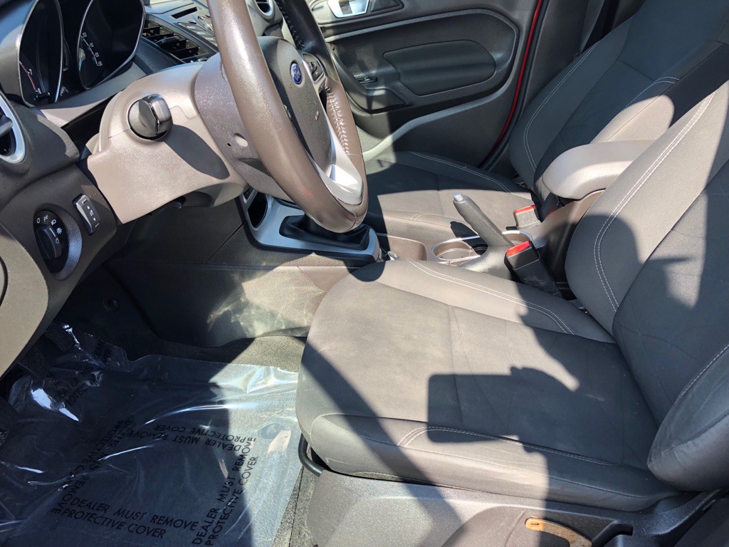 2016 Ford Fiesta Image 17