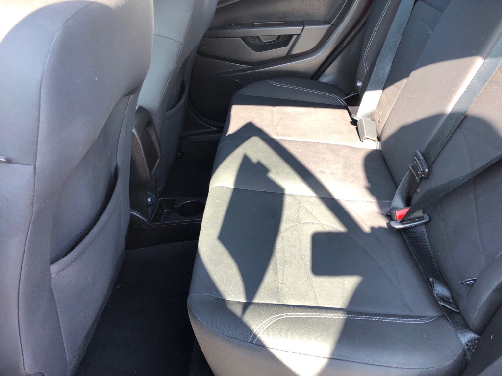 2016 Ford Fiesta Image 19