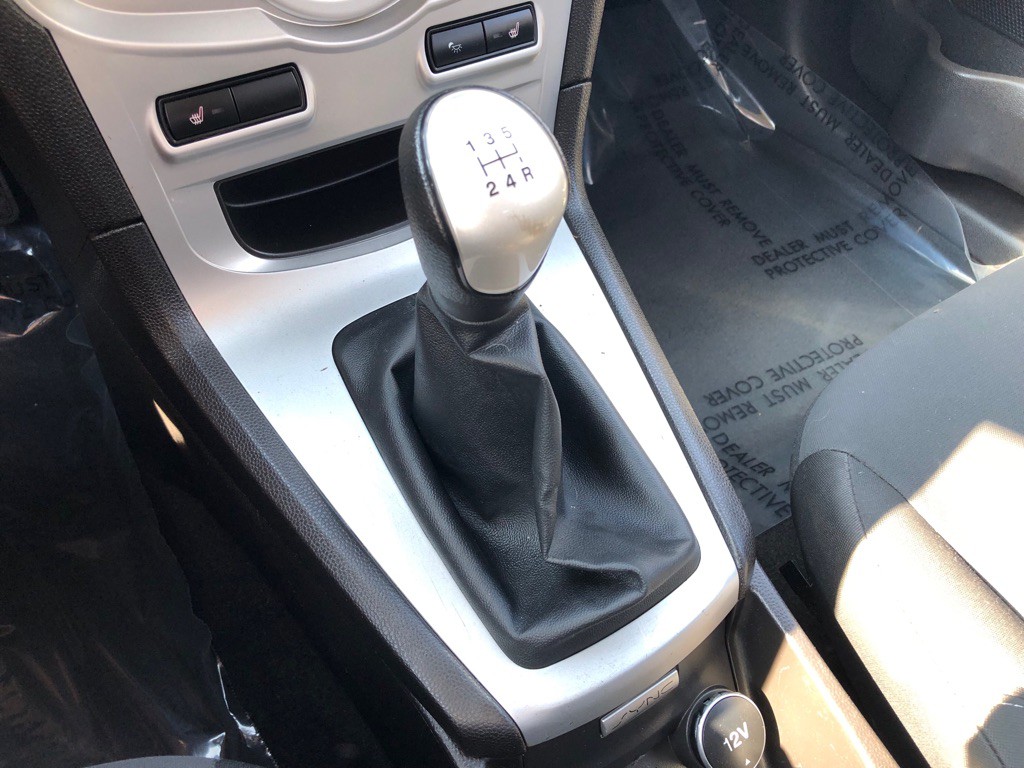 2016 Ford Fiesta Image 24