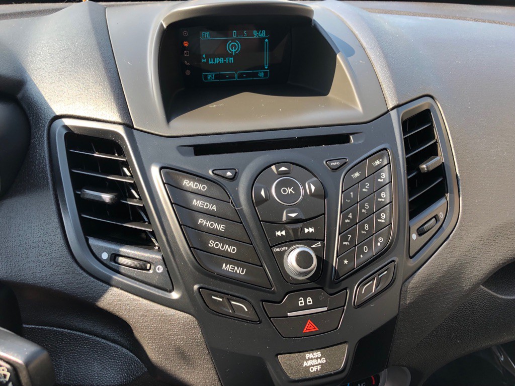 2016 Ford Fiesta Image 25