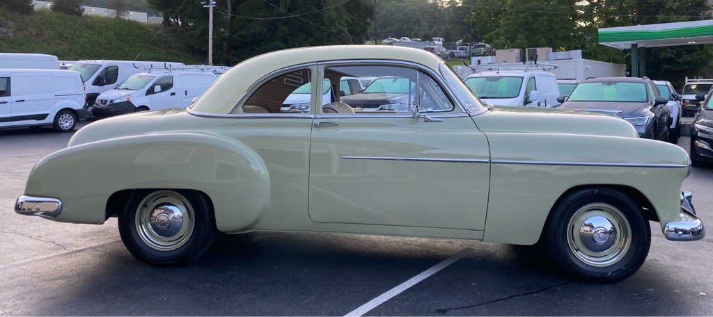 1949 Chevrolet Coupe Image 6