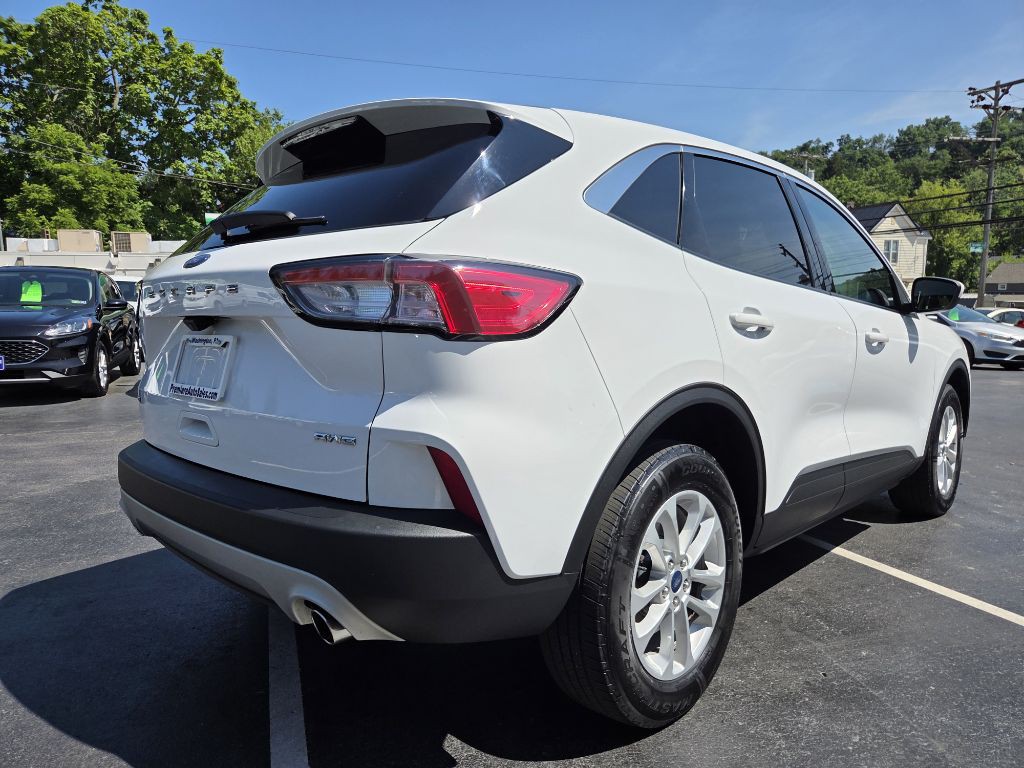 2021 Ford Escape Image 5