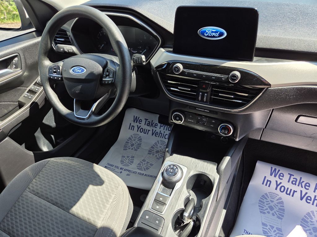 2021 Ford Escape Image 24