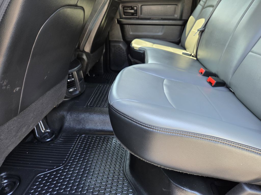 2019 RAM 3500 Image 24