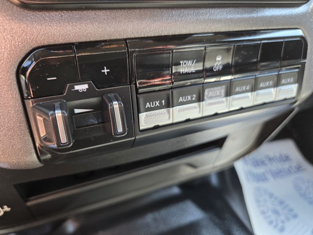 2019 RAM 3500 Image 32