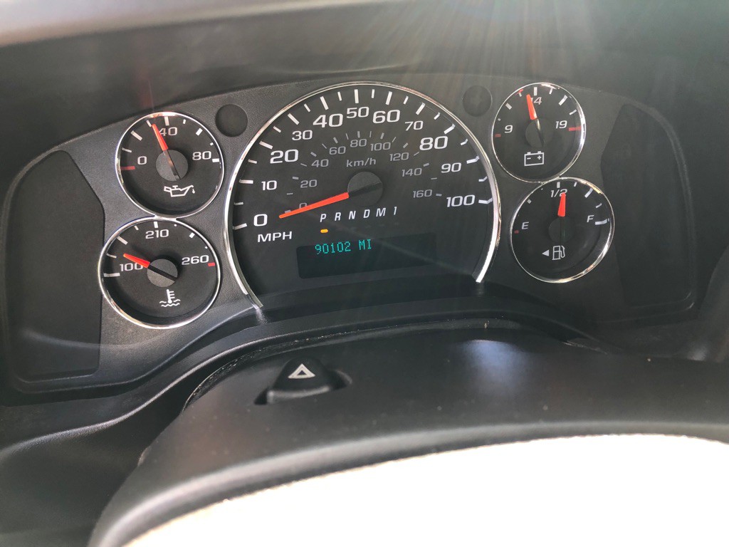 2016 Chevrolet Express Image 32