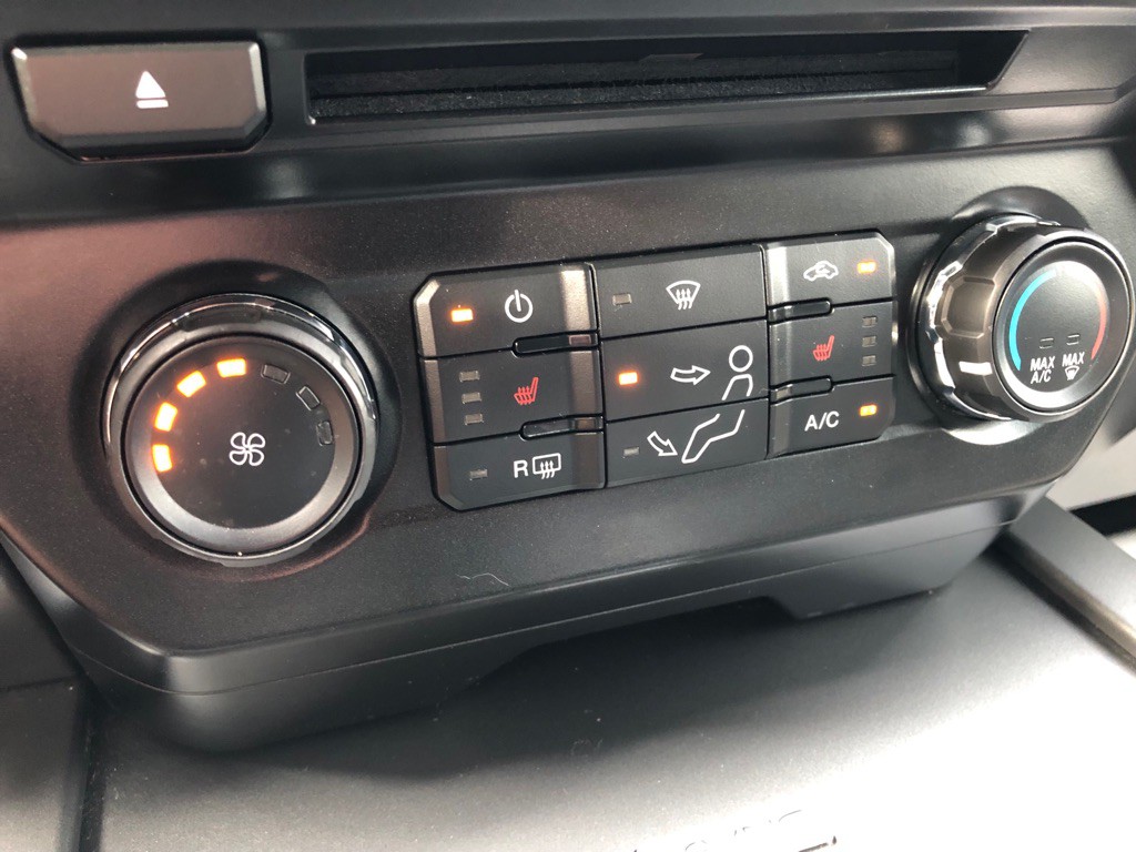 2017 Ford F-250 Image 32