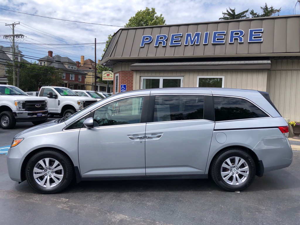 2016 Honda Odyssey Image 2