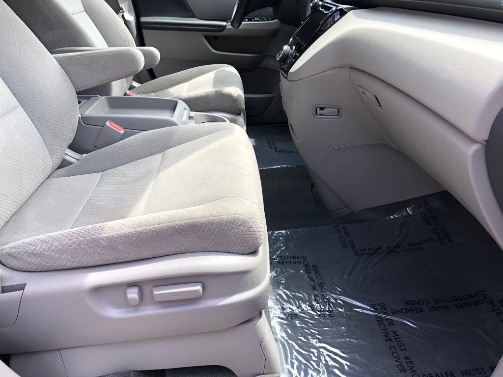 2016 Honda Odyssey Image 23