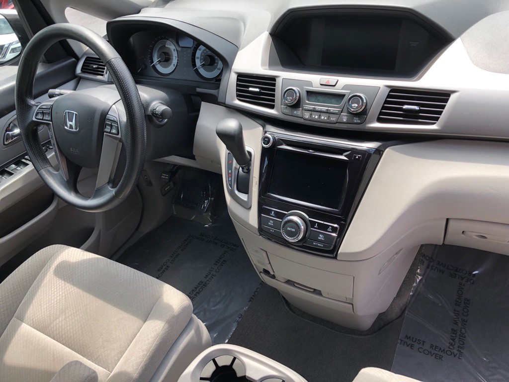 2016 Honda Odyssey Image 24