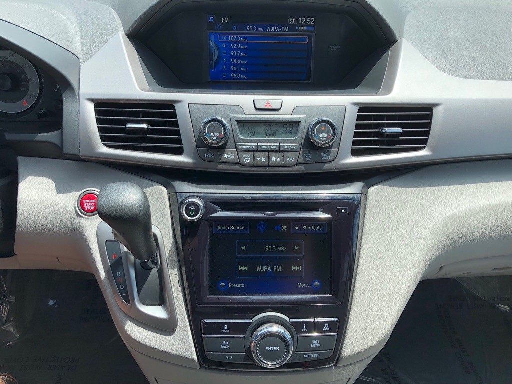 2016 Honda Odyssey Image 26