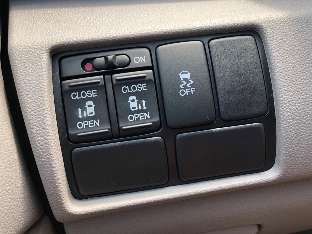 2016 Honda Odyssey Image 33