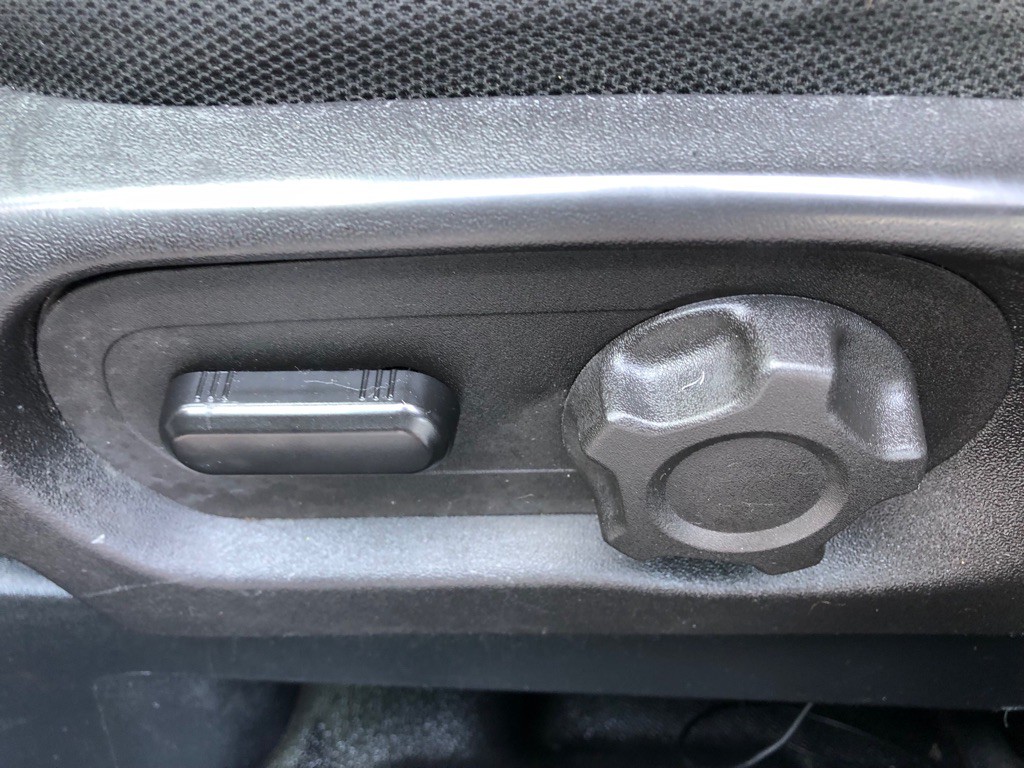 2018 Ford Explorer Image 18