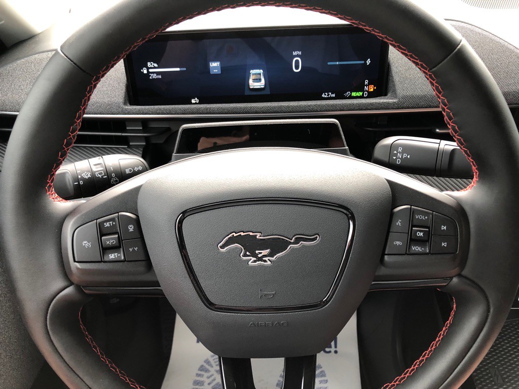 2025 Ford Mustang Image 38