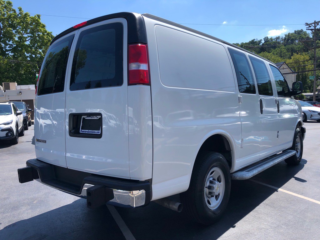 2023 Chevrolet Express Image 5