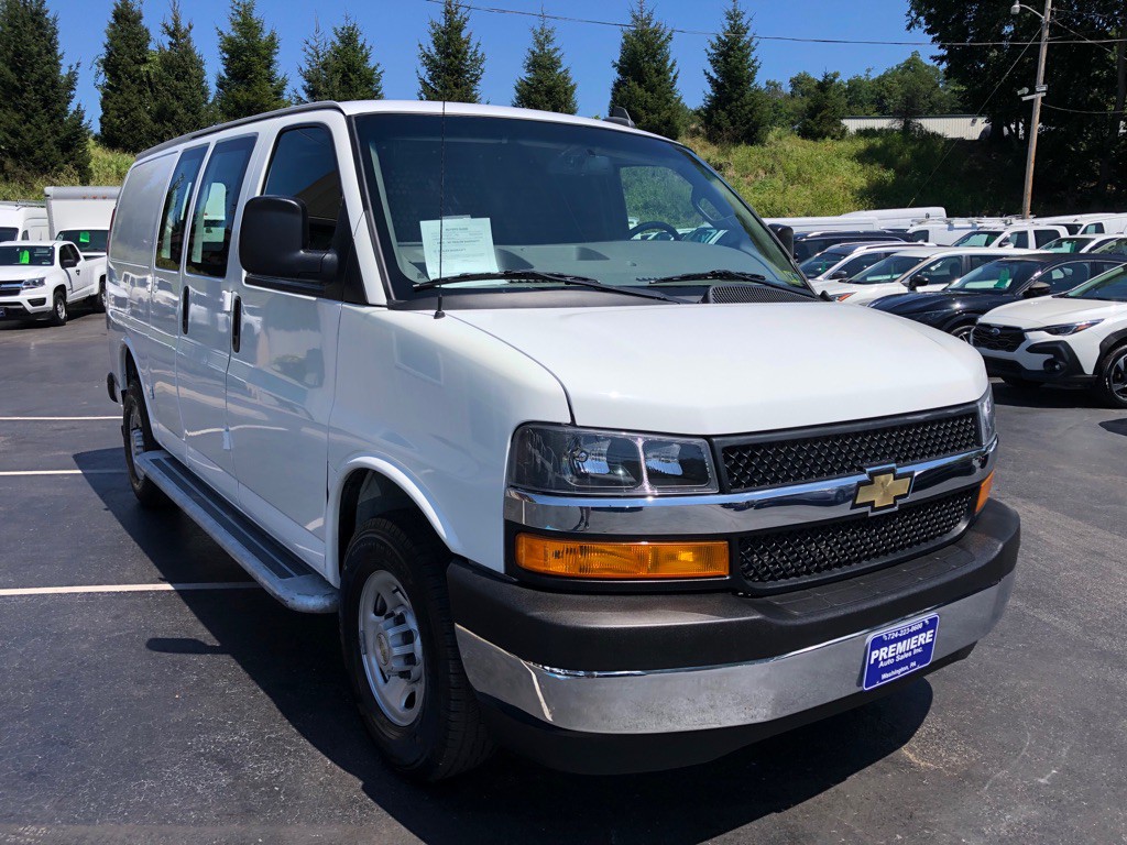 2023 Chevrolet Express Image 7