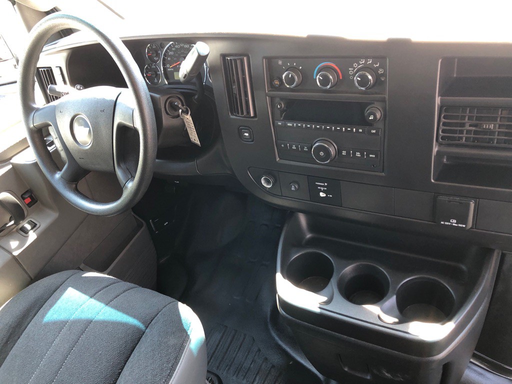 2023 Chevrolet Express Image 25