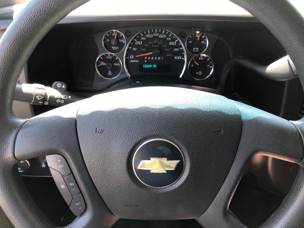 2023 Chevrolet Express Image 31