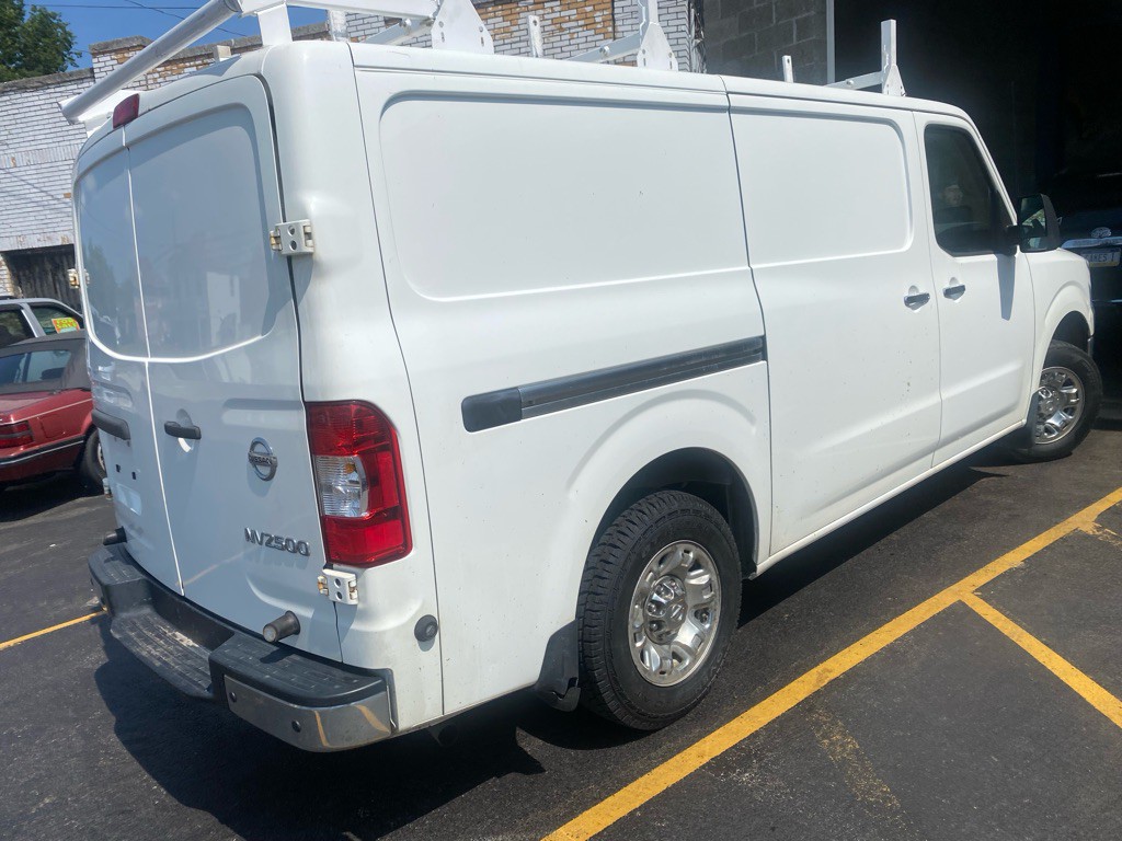 2018 Nissan NV Image 2