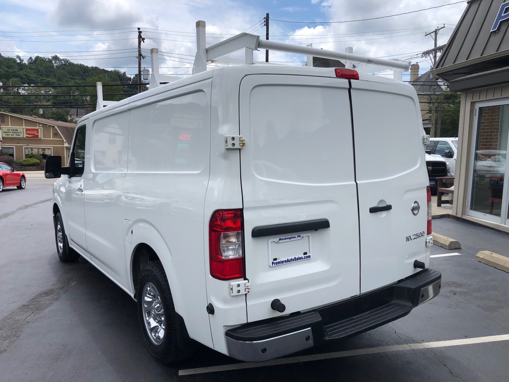 2018 Nissan NV Image 3