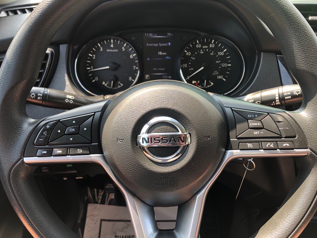 2018 Nissan Rogue Image 28