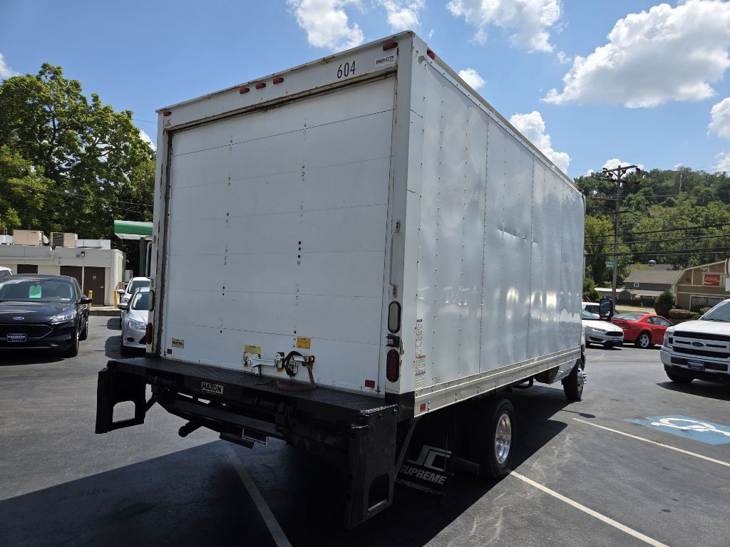 2016 Ford Econoline Image 4