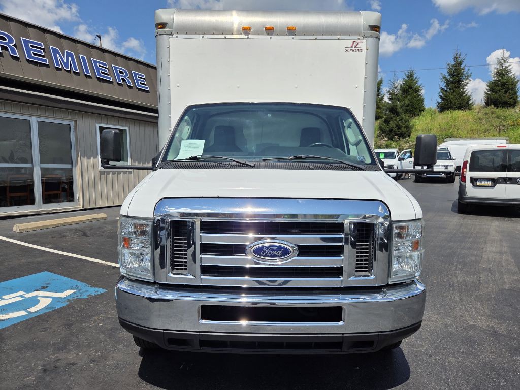 2016 Ford Econoline Image 7
