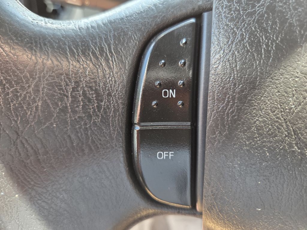 2016 Ford Econoline Image 26