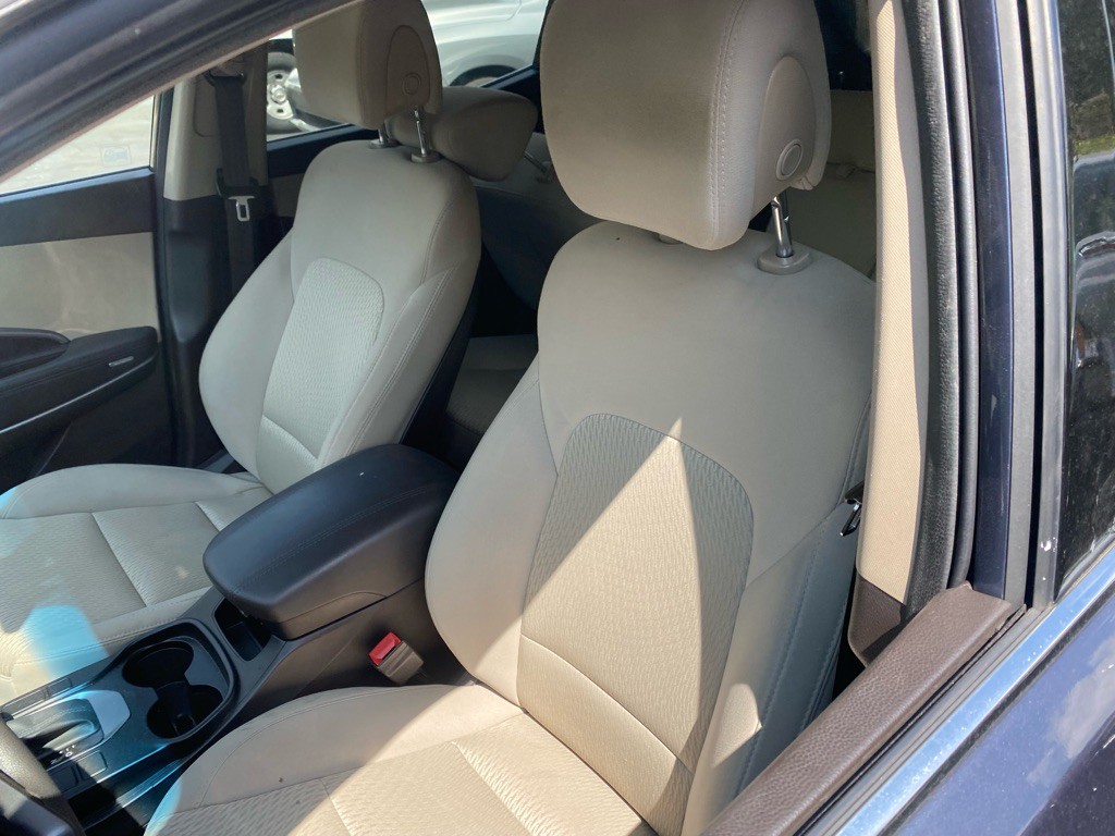 2017 Hyundai Santa Fe Sport Image 3