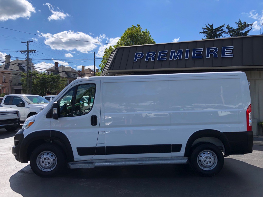2023 RAM Promaster Image 2