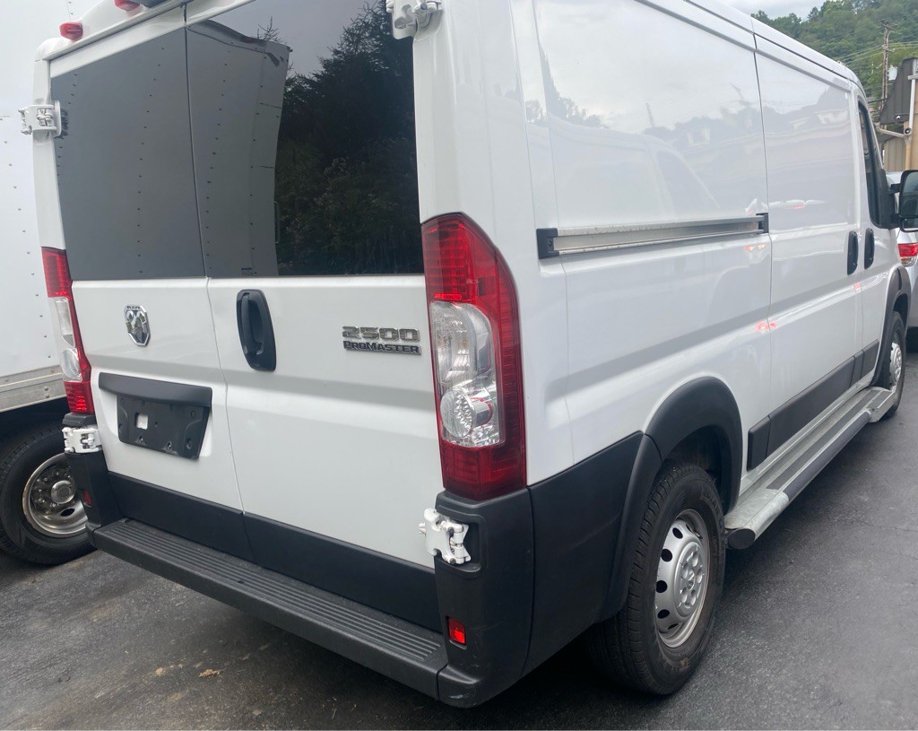 2023 RAM Promaster Image 2