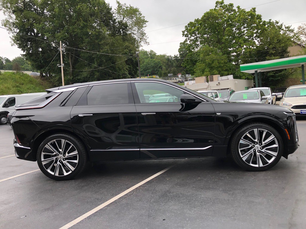 2024 Cadillac Lyriq Image 6