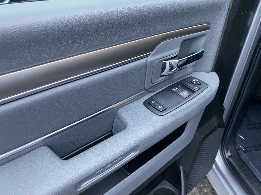 2019 RAM 1500 Image 37