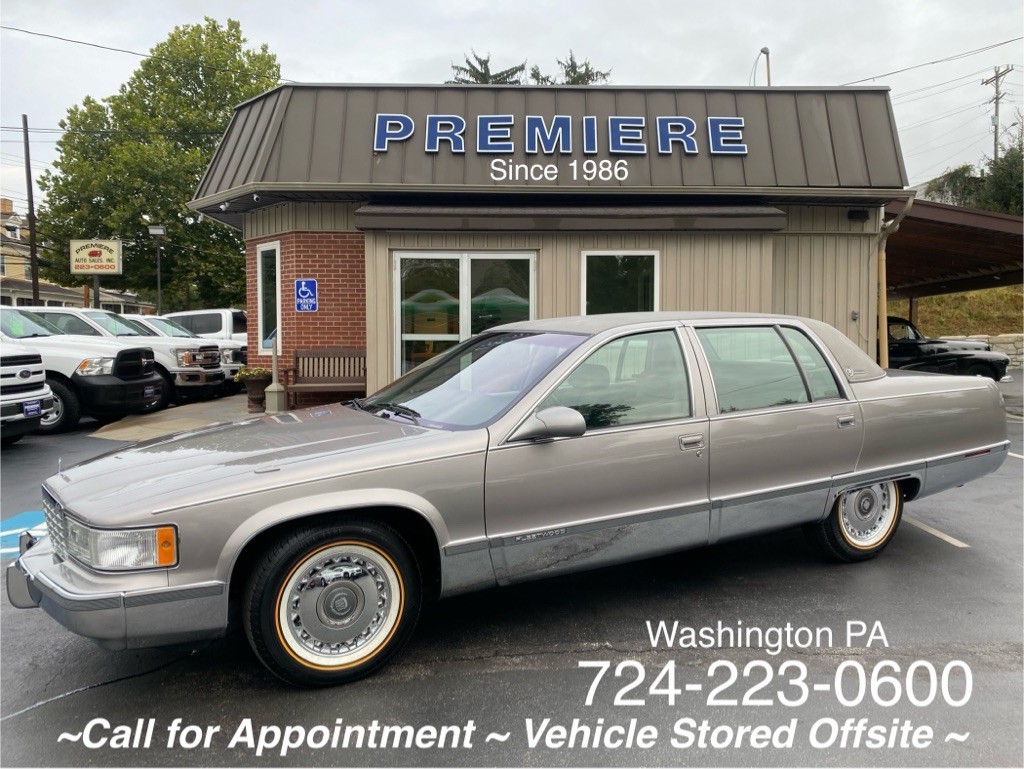 1996 Cadillac Fleetwood Image 1