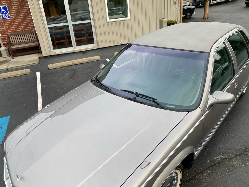 1996 Cadillac Fleetwood Image 17