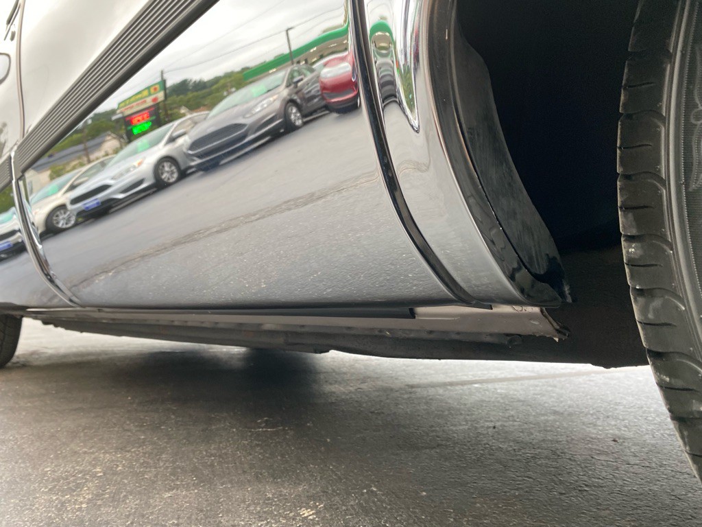 1996 Cadillac Fleetwood Image 42