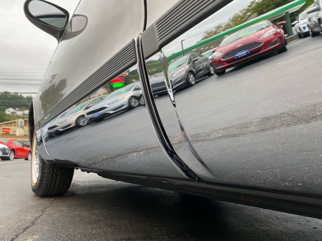 1996 Cadillac Fleetwood Image 43