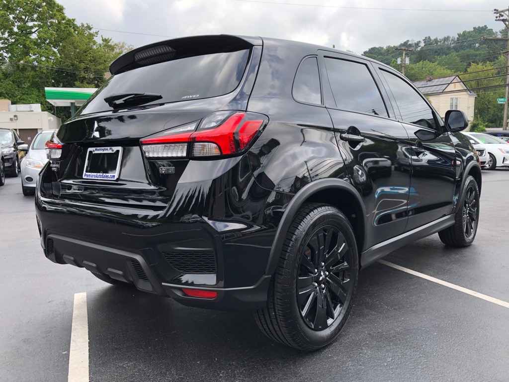 2022 Mitsubishi Outlander Image 5