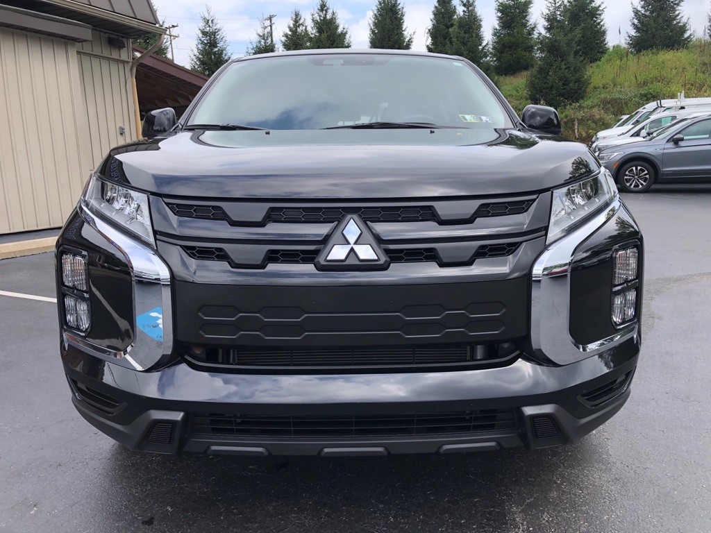 2022 Mitsubishi Outlander Image 8