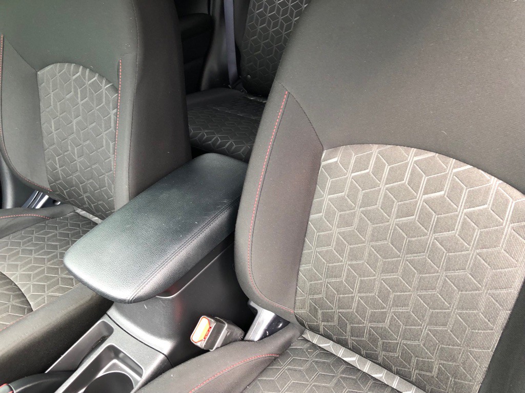 2022 Mitsubishi Outlander Image 18