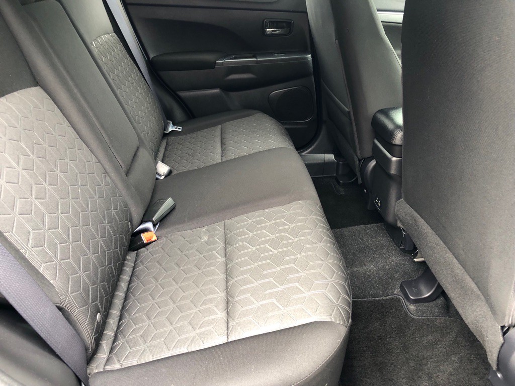 2022 Mitsubishi Outlander Image 21