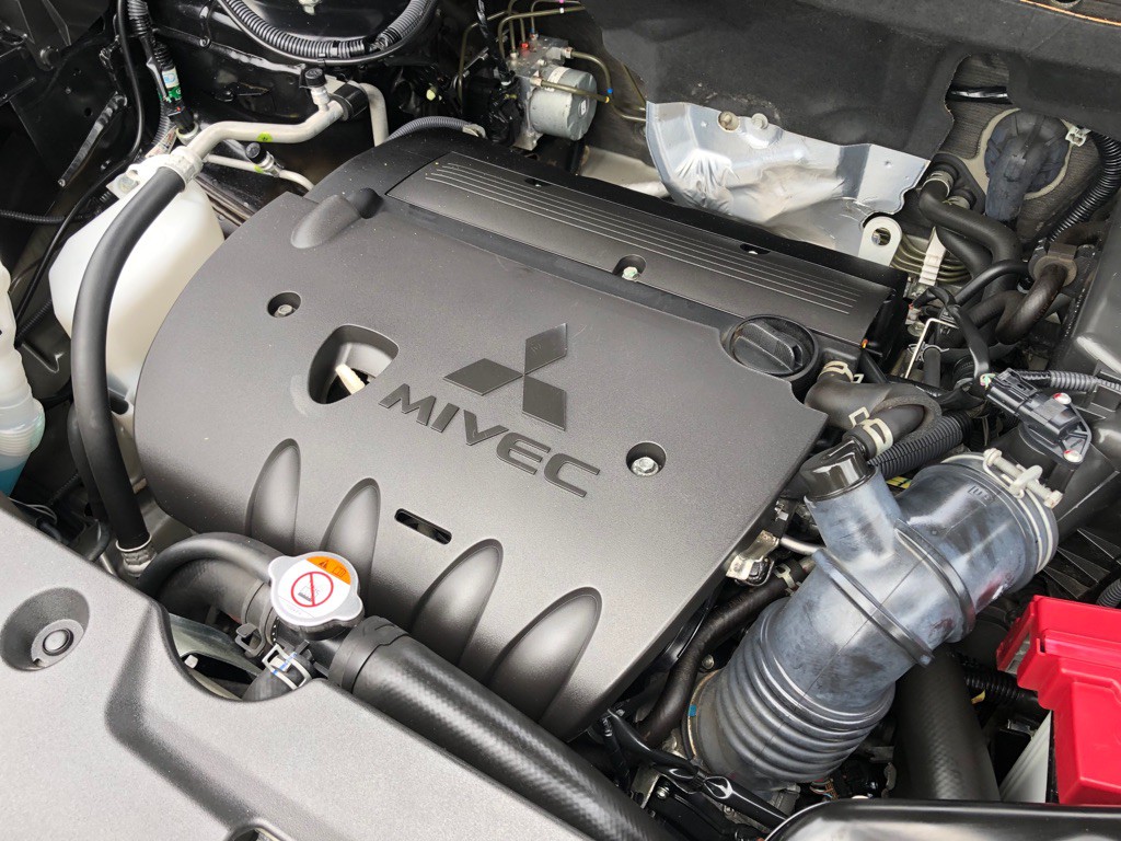 2022 Mitsubishi Outlander Image 35