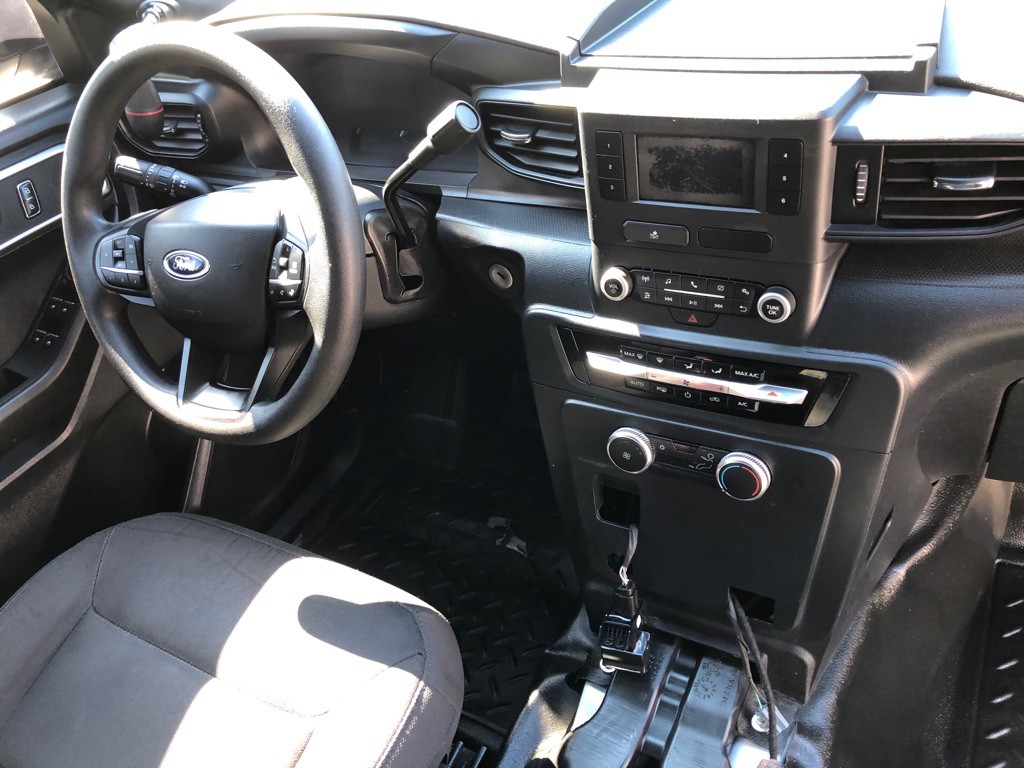 2020 Ford Explorer Image 24