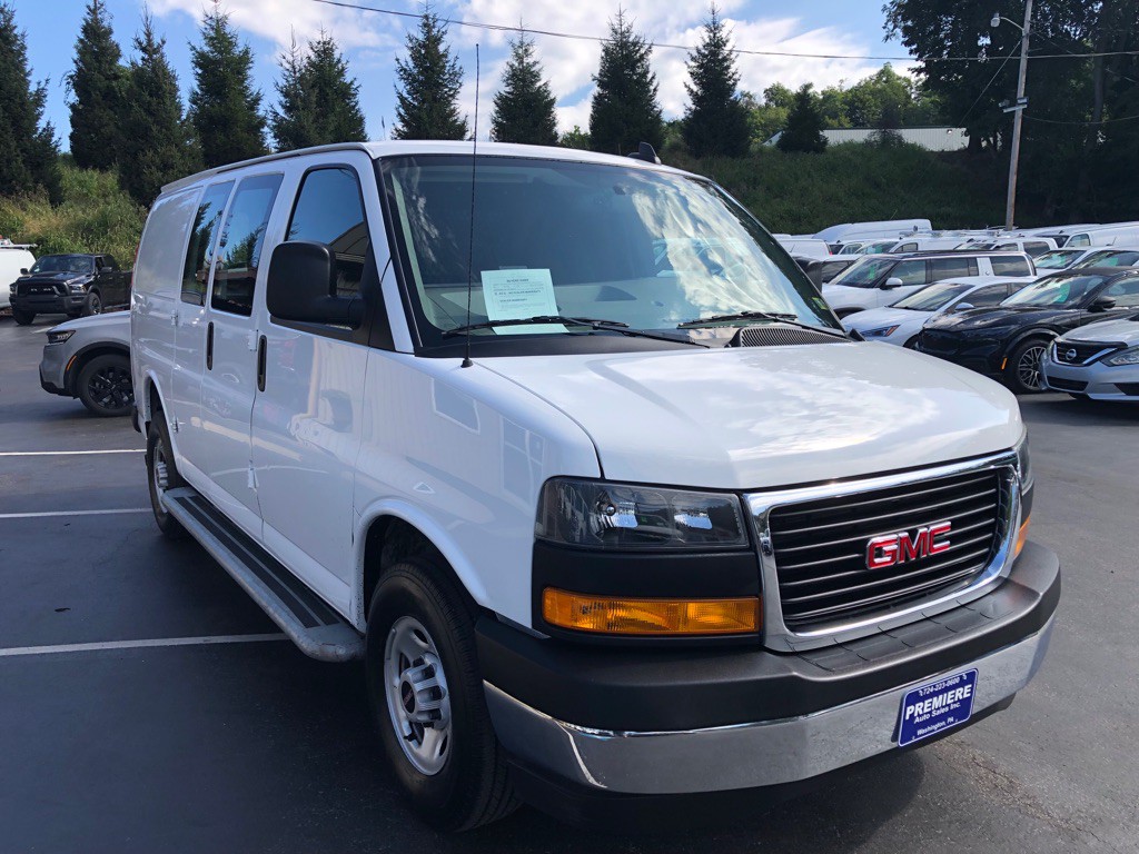 2023 GMC Savana Image 7