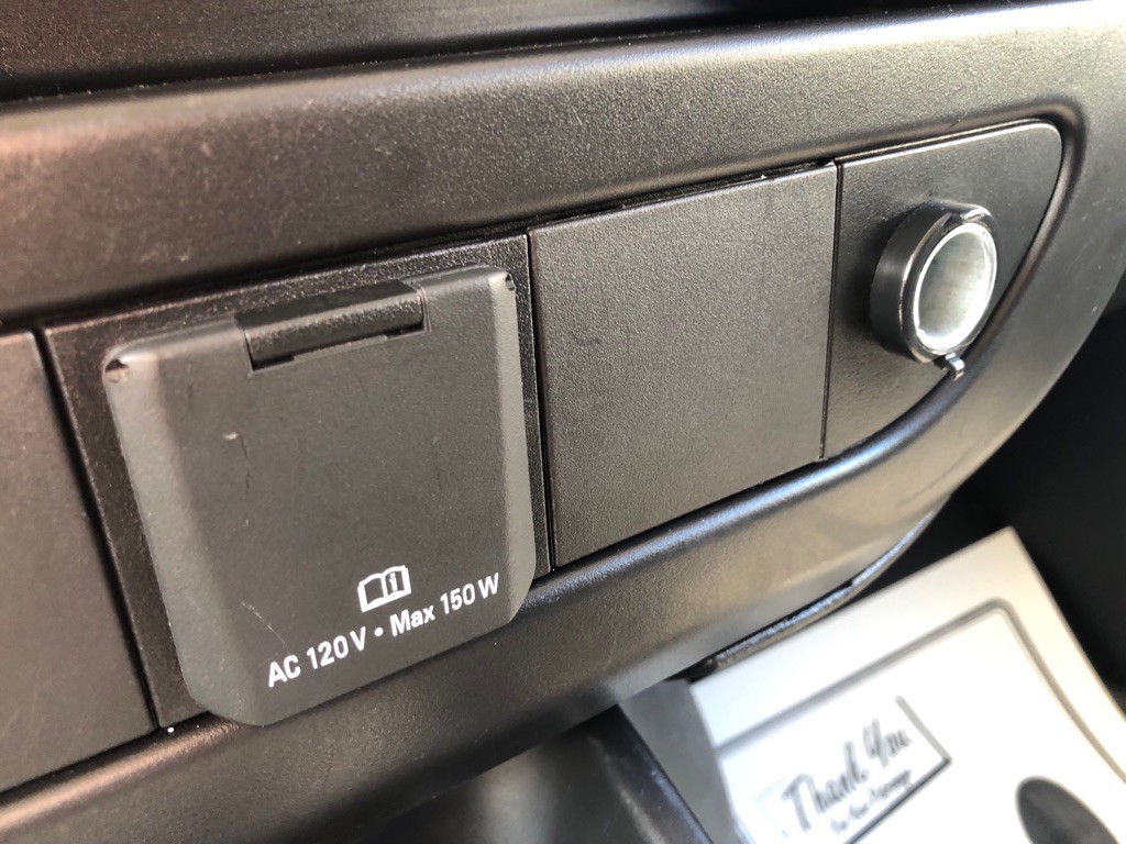2023 GMC Savana Image 29