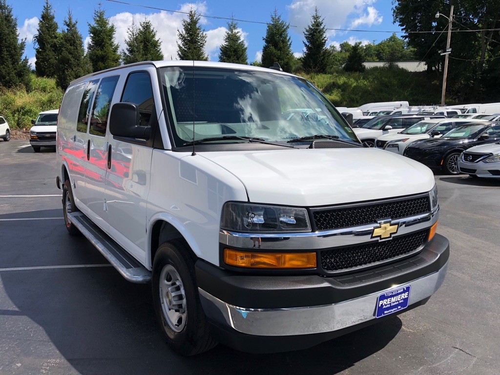 2023 Chevrolet Express Image 7