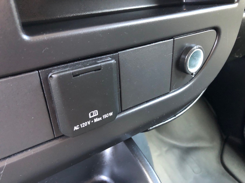 2023 Chevrolet Express Image 27